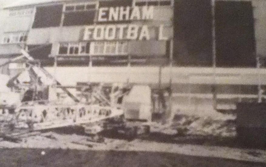 OLD WEST STAND 001