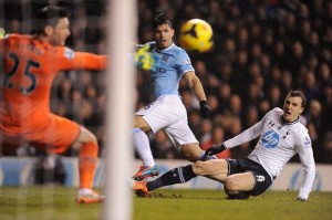 Soccer - Barclays Premier League - Tottenham Hotspur v Manchester City - White Hart Lane